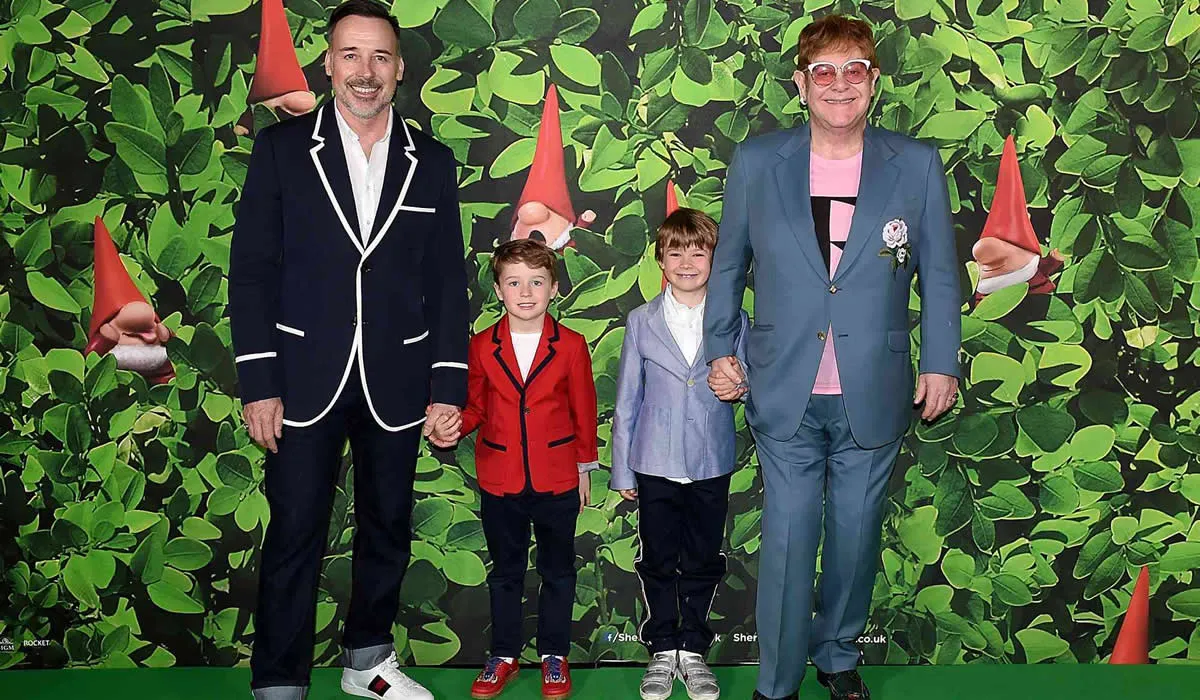 celebrity_singers_who_became_parents_through_surrogacy_1